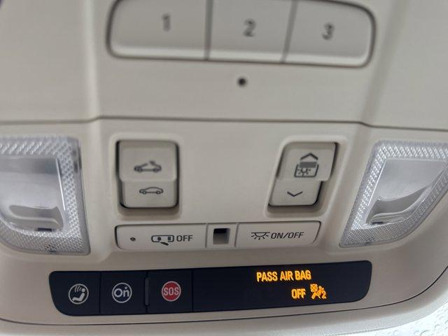 used 2025 Cadillac XT6 car, priced at $43,000