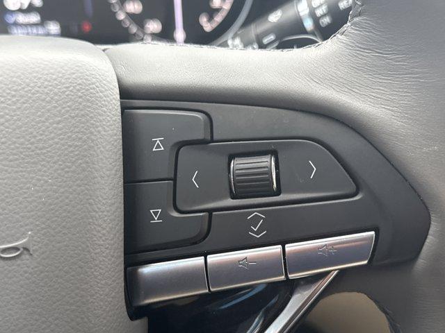 used 2025 Cadillac XT6 car, priced at $48,000