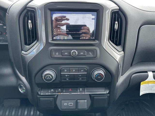 new 2025 Chevrolet Silverado 1500 car, priced at $46,135