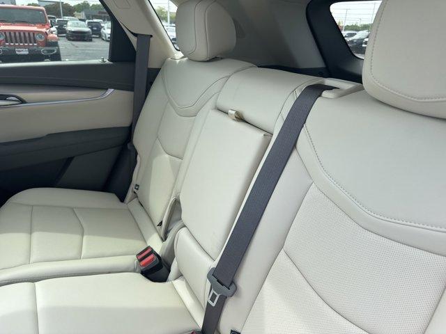 new 2024 Cadillac XT5 car, priced at $51,531