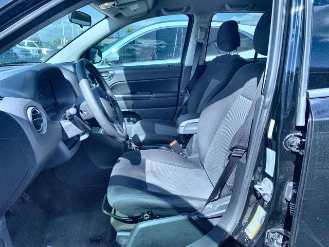 used 2015 Jeep Compass car, priced at $5,000