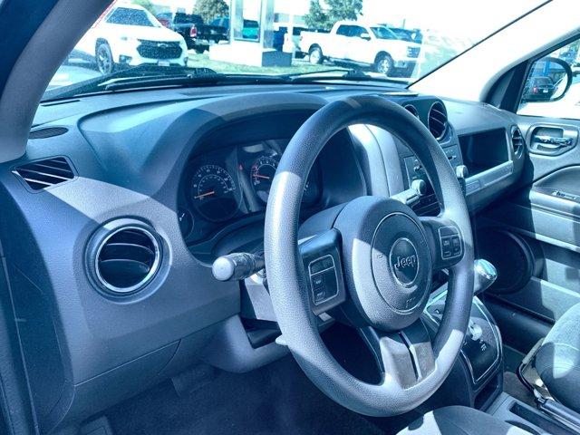 used 2015 Jeep Compass car, priced at $5,000