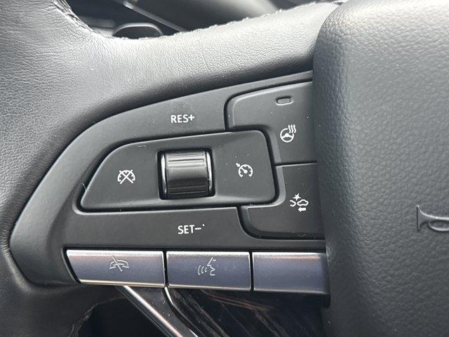 used 2025 Cadillac XT6 car, priced at $47,500