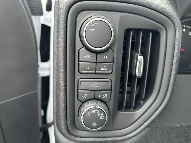 new 2025 Chevrolet Silverado 1500 car, priced at $46,135