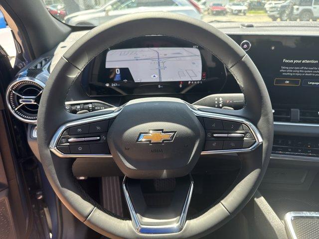 new 2026 Chevrolet Equinox car, priced at $30,220