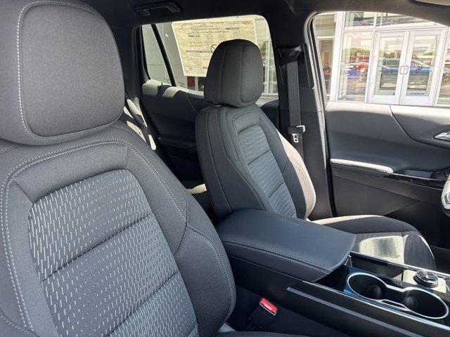 new 2026 Chevrolet Equinox car, priced at $30,220