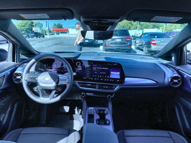 new 2025 Chevrolet Equinox EV car, priced at $45,185