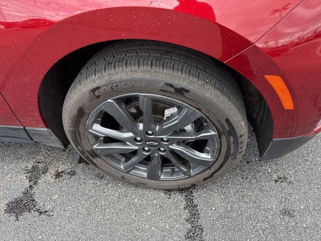 used 2023 Chevrolet Equinox car, priced at $25,000