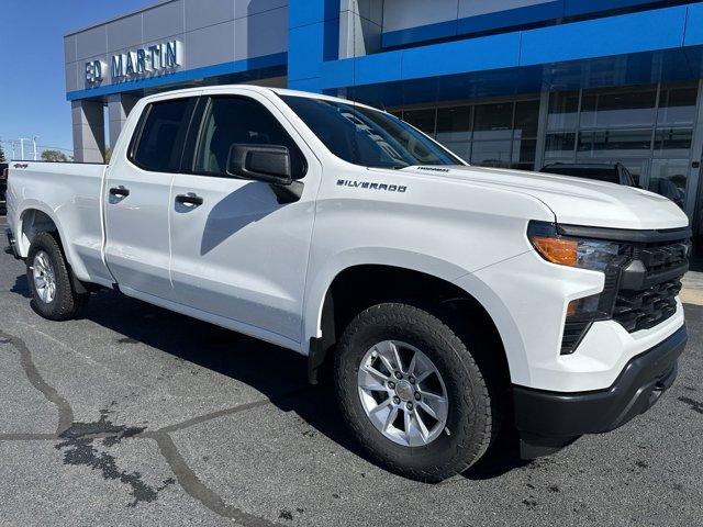 new 2025 Chevrolet Silverado 1500 car, priced at $45,975