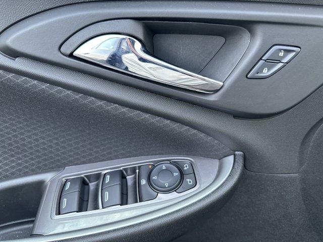 new 2025 Chevrolet Malibu car, priced at $27,495