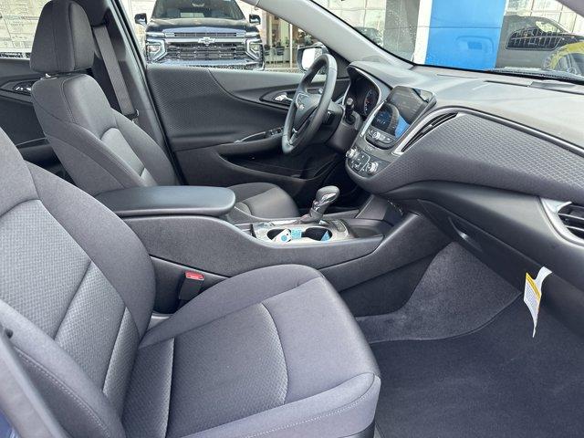 new 2025 Chevrolet Malibu car, priced at $27,495