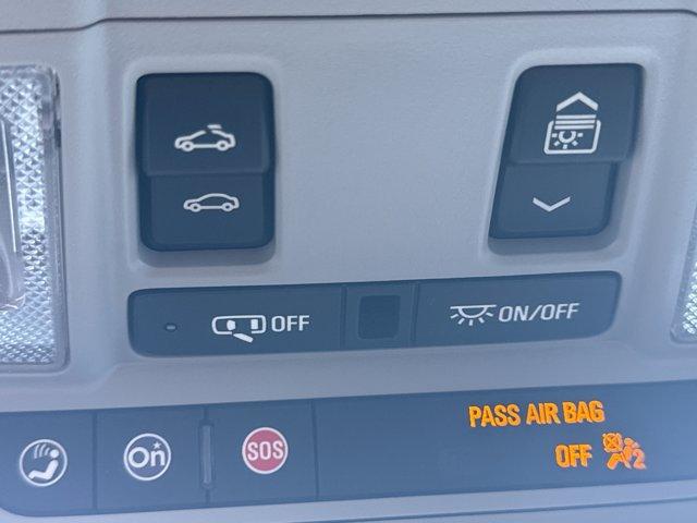 used 2023 Chevrolet Equinox car, priced at $22,000