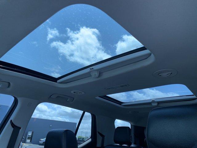 used 2018 Chevrolet Traverse car, priced at $10,000