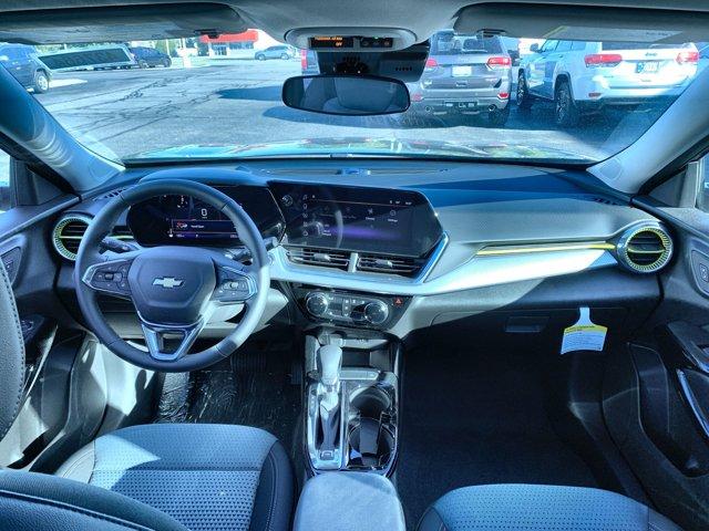 new 2025 Chevrolet Trax car