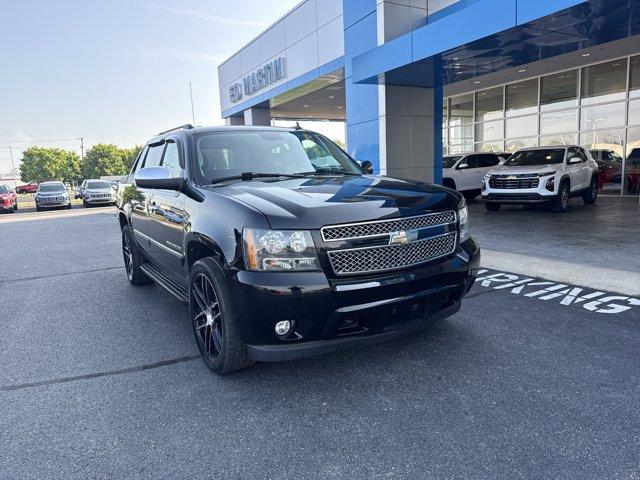used 2010 Chevrolet Avalanche car, priced at $13,500