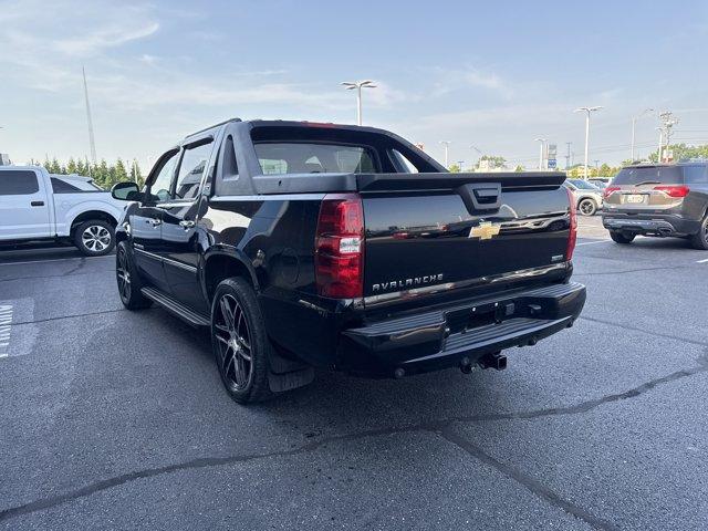 used 2010 Chevrolet Avalanche car, priced at $13,500