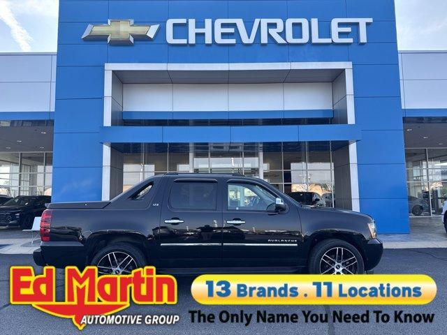used 2010 Chevrolet Avalanche car, priced at $13,500