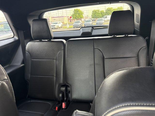 used 2023 Chevrolet Traverse car, priced at $39,000