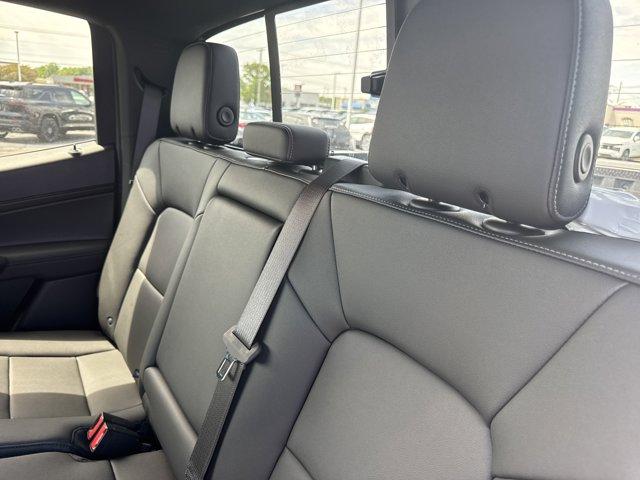 new 2025 Chevrolet Colorado car, priced at $43,840