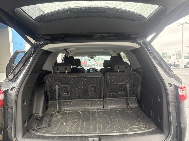 used 2021 Chevrolet Traverse car, priced at $25,000