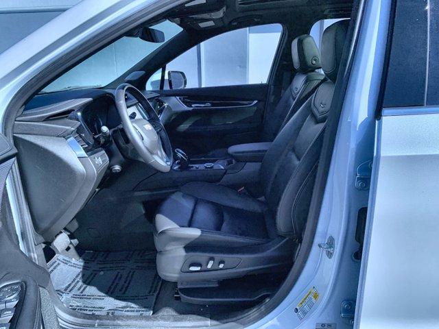 used 2025 Cadillac XT6 car, priced at $47,000