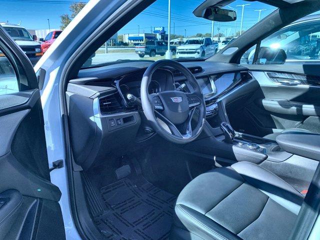 used 2025 Cadillac XT6 car, priced at $47,000
