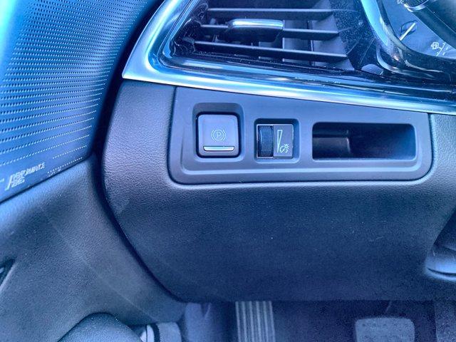 used 2025 Cadillac XT6 car, priced at $47,000