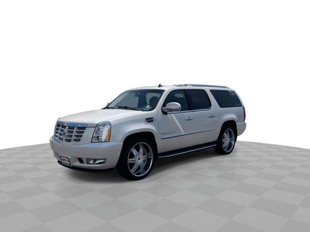 used 2011 Cadillac Escalade ESV car, priced at $12,500