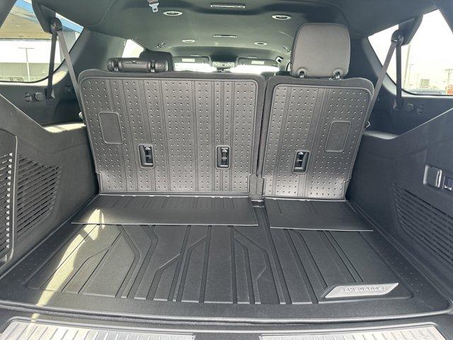 new 2025 Chevrolet Suburban car