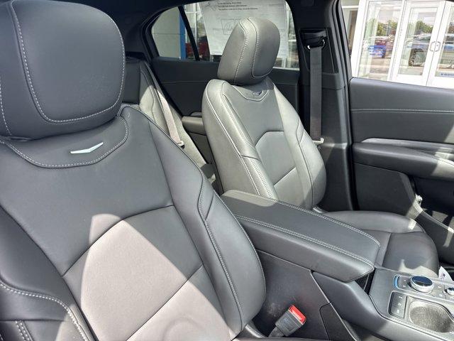 new 2025 Cadillac XT4 car, priced at $48,510