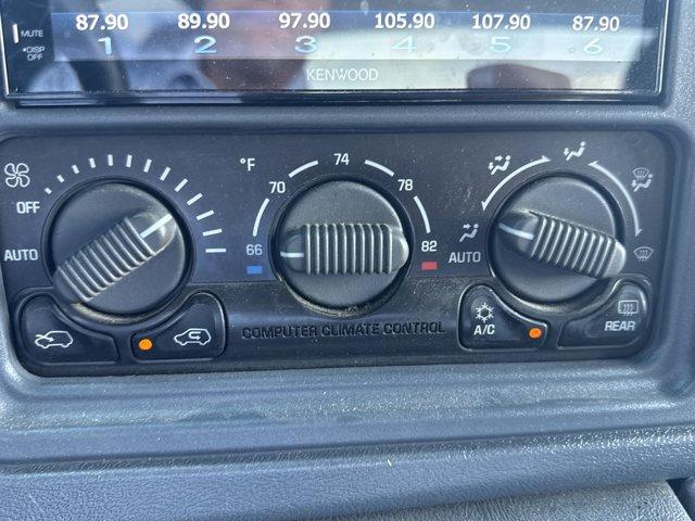 used 2002 Chevrolet Silverado 2500 car, priced at $8,750