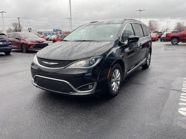 used 2017 Chrysler Pacifica car, priced at $13,500