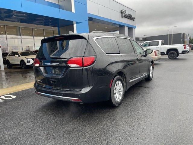 used 2017 Chrysler Pacifica car, priced at $13,500