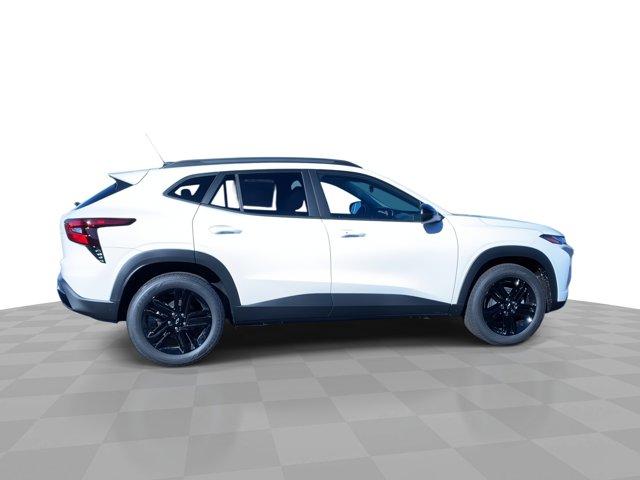 new 2025 Chevrolet Trax car, priced at $27,884