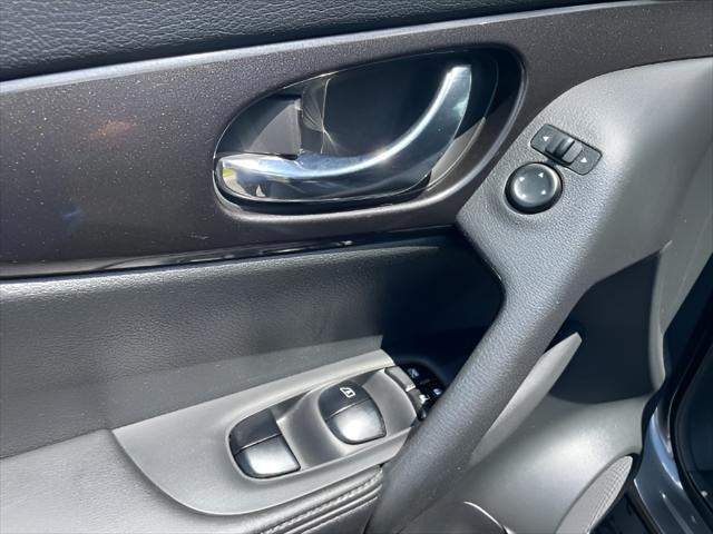 used 2018 Nissan Rogue car, priced at $16,876