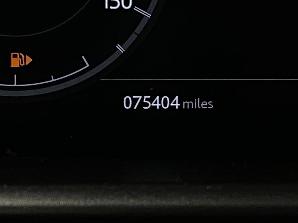 used 2020 Land Rover Discovery car, priced at $23,261