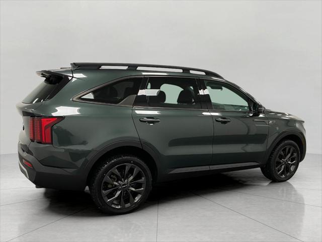 used 2022 Kia Sorento car, priced at $29,158