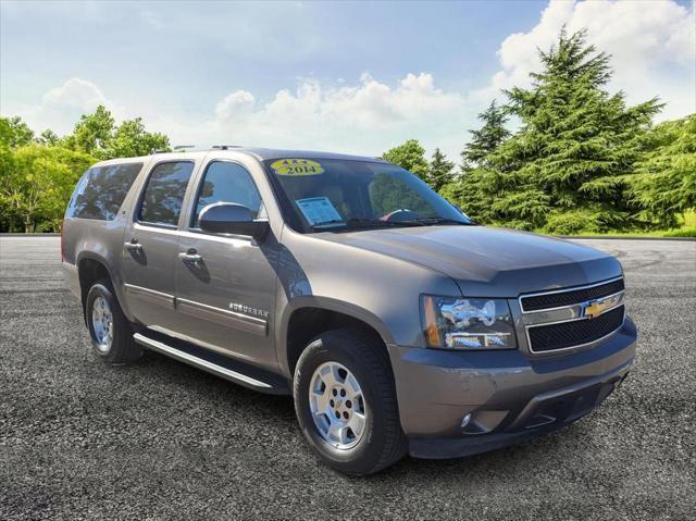 used 2014 Chevrolet Suburban car, priced at $18,995