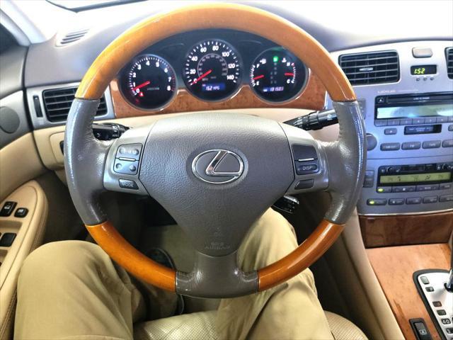 used 2005 Lexus ES 330 car, priced at $9,995