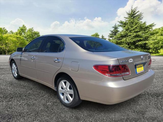 used 2005 Lexus ES 330 car, priced at $9,995