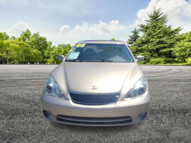 used 2005 Lexus ES 330 car, priced at $9,995