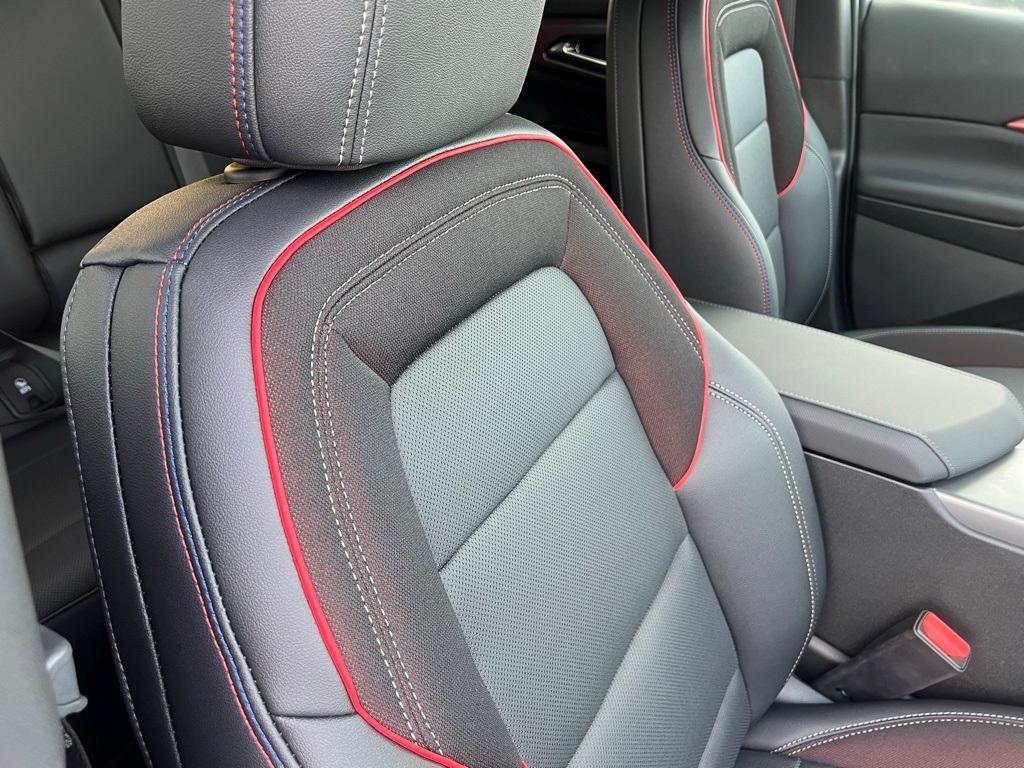 new 2025 Chevrolet Equinox EV car, priced at $48,030
