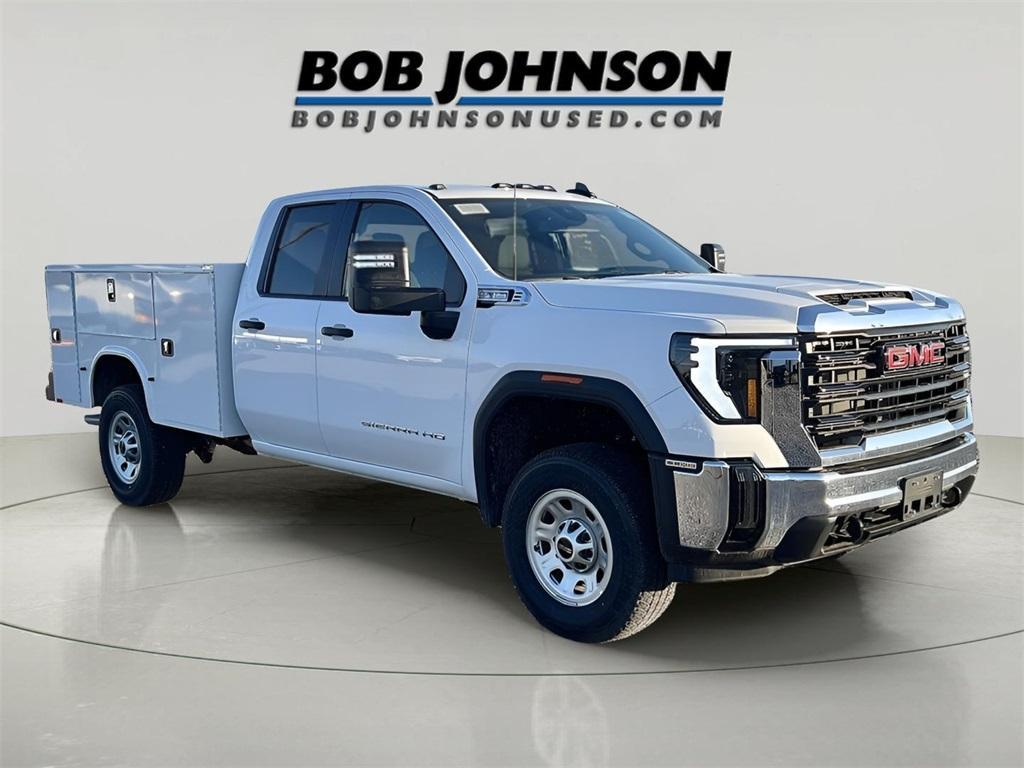 new 2025 GMC Sierra 3500 car, priced at $52,503