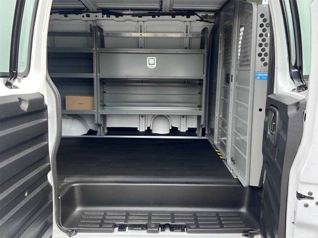 new 2025 Chevrolet Express 3500 car, priced at $51,383