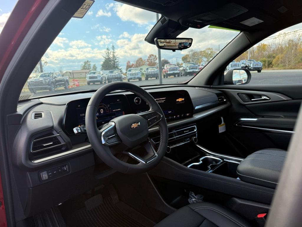 new 2026 Chevrolet Traverse car, priced at $48,530