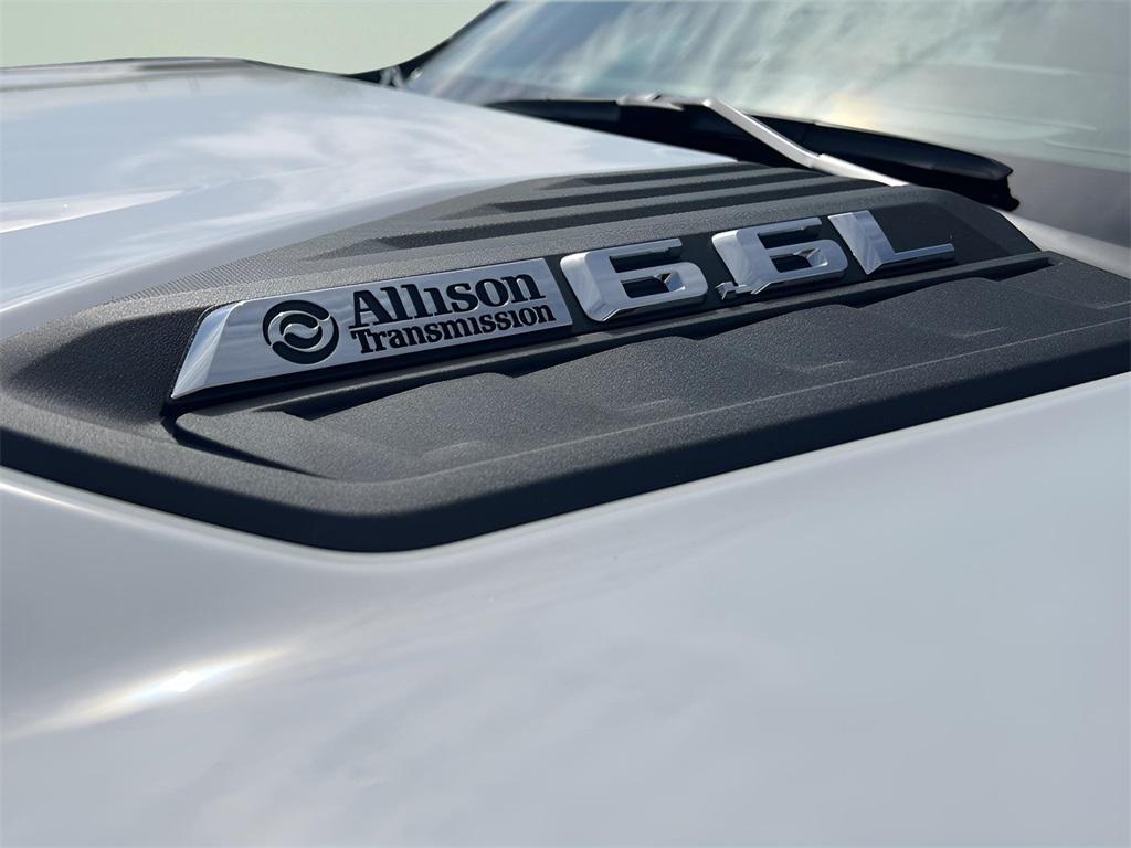 new 2025 Chevrolet Silverado 2500 car, priced at $50,418