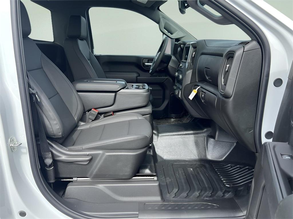 new 2025 Chevrolet Silverado 2500 car, priced at $50,418