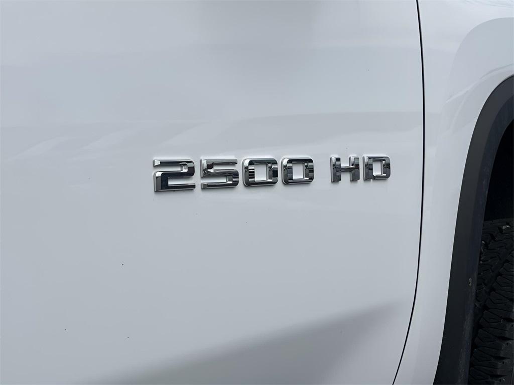 new 2025 Chevrolet Silverado 2500 car, priced at $50,168