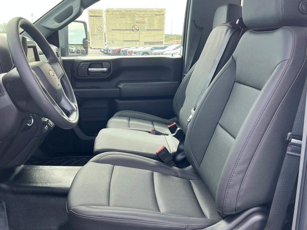 new 2025 Chevrolet Silverado 2500 car, priced at $50,168