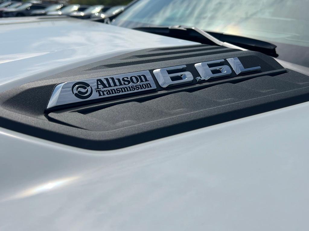 new 2025 Chevrolet Silverado 2500 car, priced at $50,168